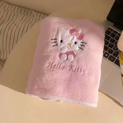 🎀🐾 Hello Kitty CozyCloud™ Soft Kids' Towels 🐾🎀
